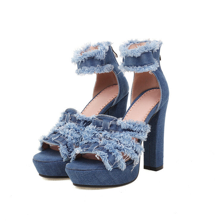 Chic Orthopedic Sandals with Unique Design