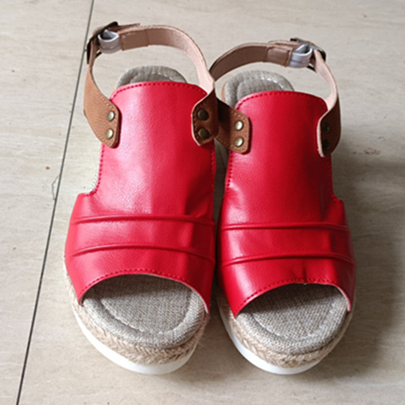 Graceful Orthopedic Sandals for Modern Look