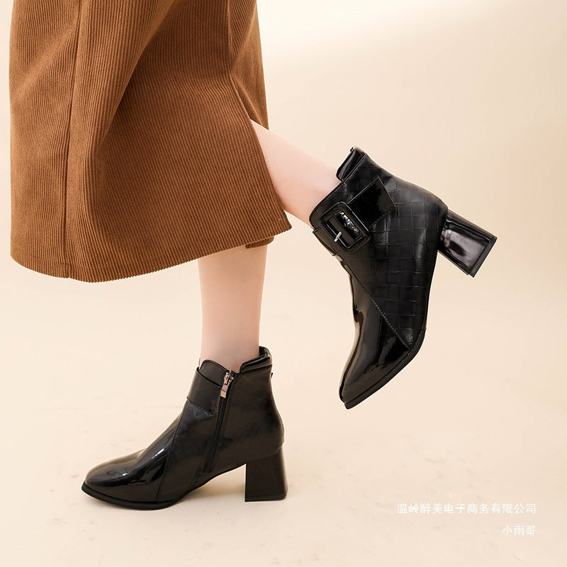 Graceful Orthopedic Boots for Modern Look