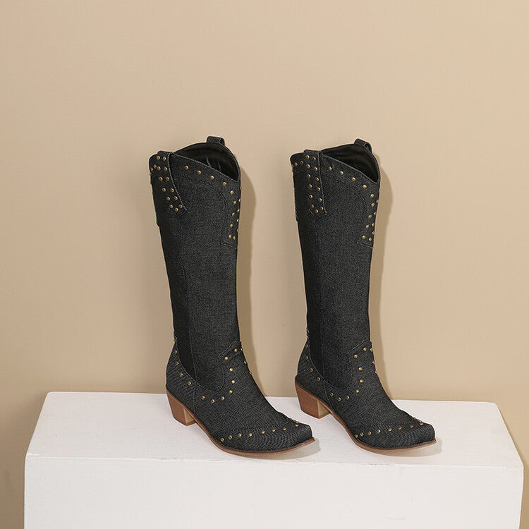 Graceful Orthopedic Boots for Modern Look
