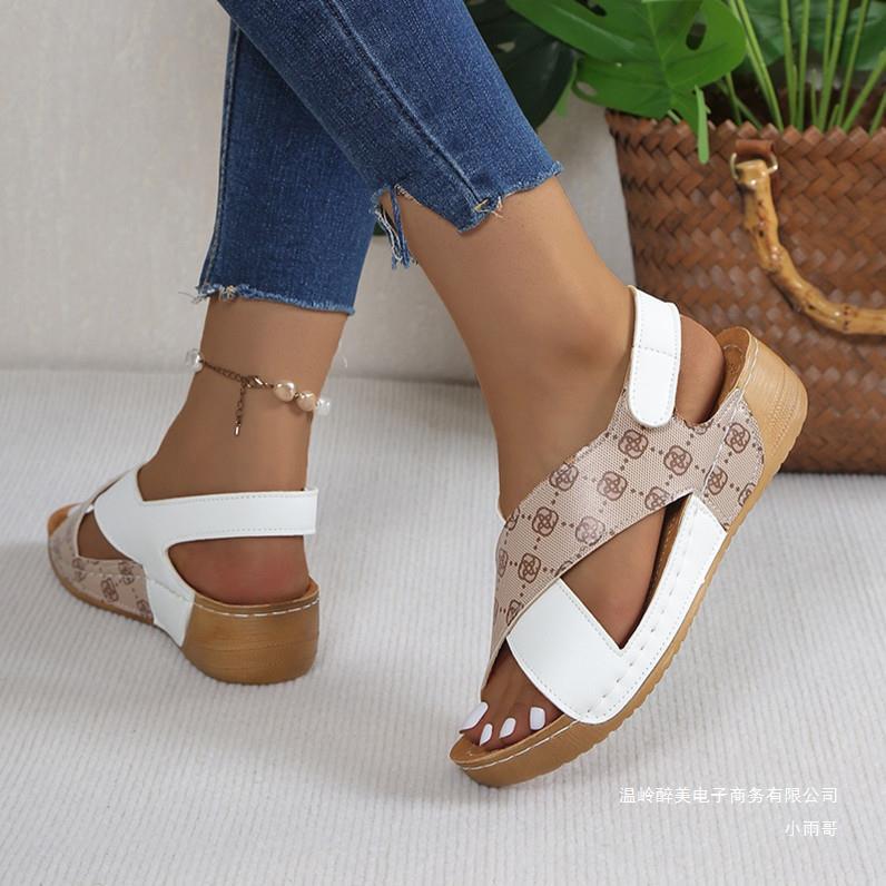 Beautifully Crafted Orthopedic Sandals
