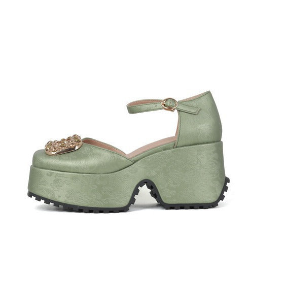 Beautifully Crafted Orthopedic Sandals