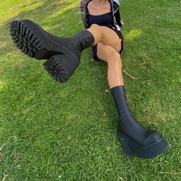 Chic Orthopedic Boots with Unique Design