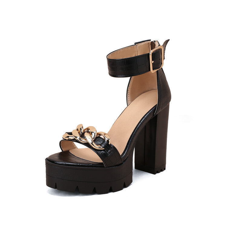 Graceful Orthopedic Sandals for Modern Look
