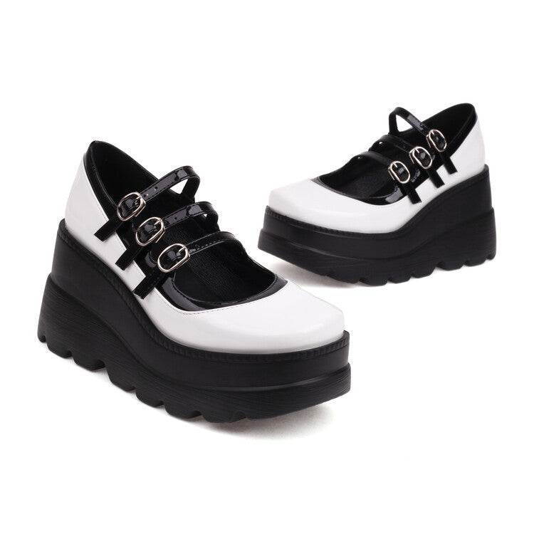 Chic Orthopedic Shoes with Unique Design