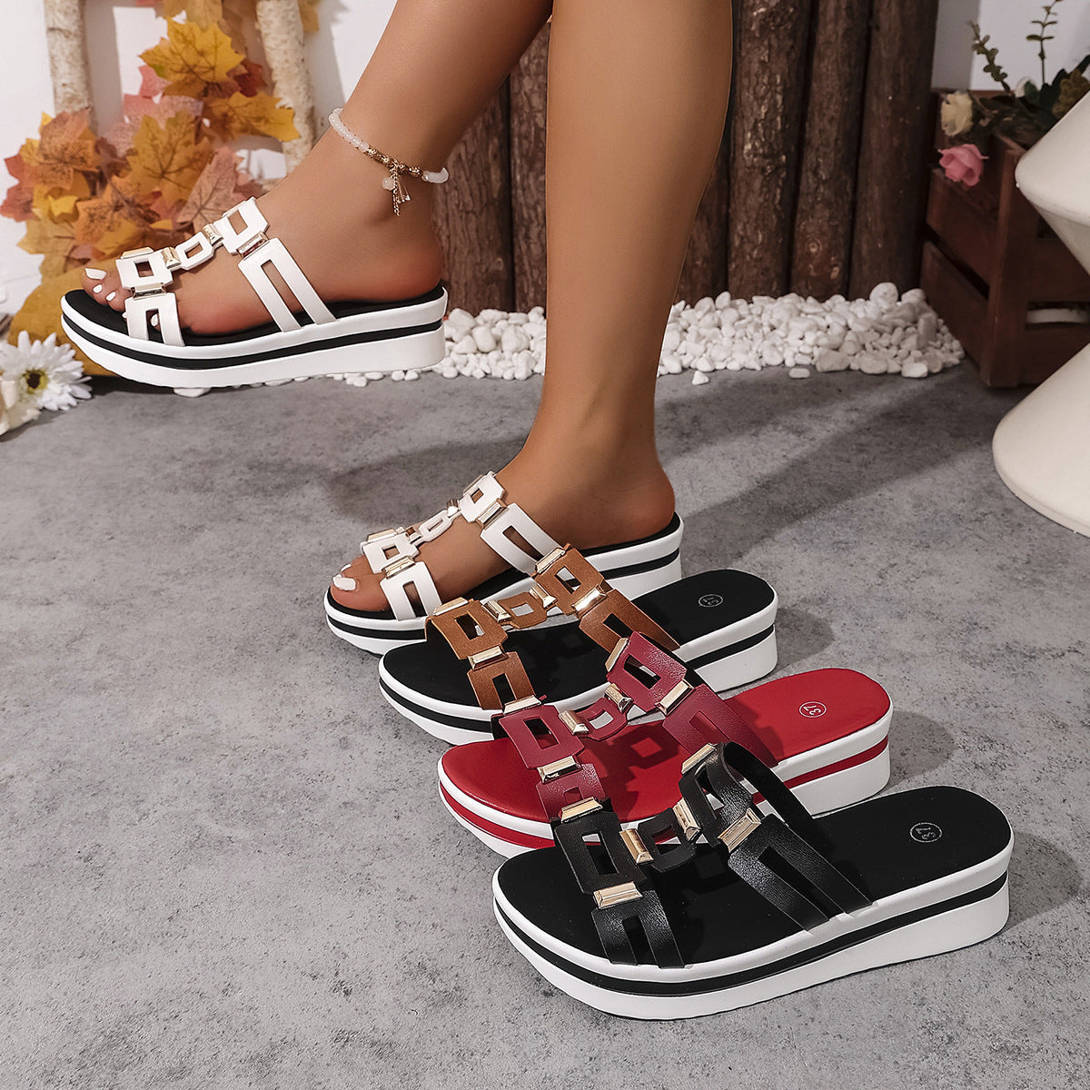 Graceful Orthopedic Sandals for Modern Look