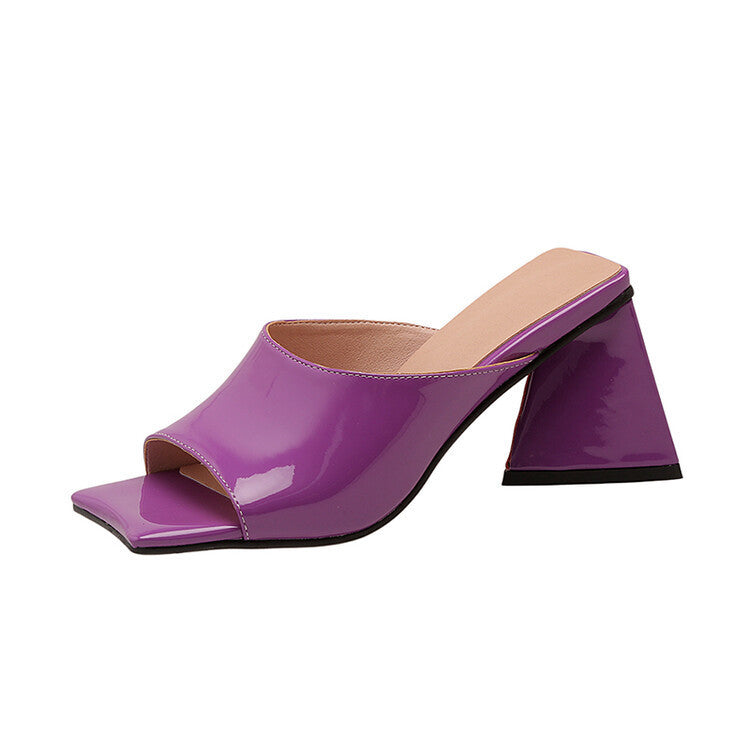 Graceful Orthopedic Sandals for Modern Look