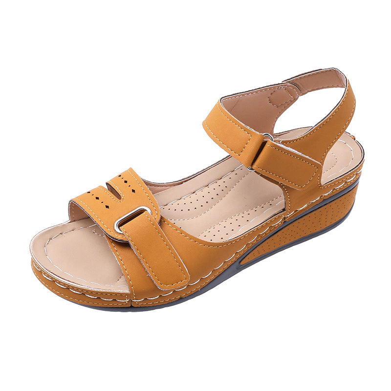 Chic Orthopedic Sandals with Unique Design