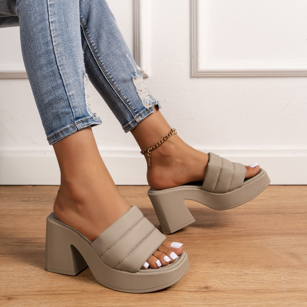 Vintage Inspired Orthopedic Sandals
