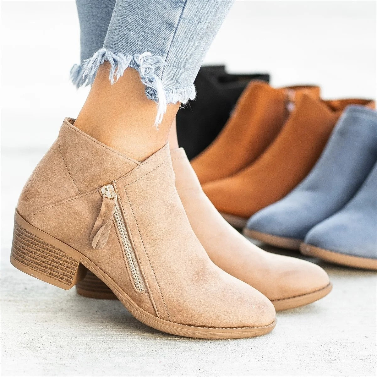 Graceful Orthopedic Boots for Modern Look