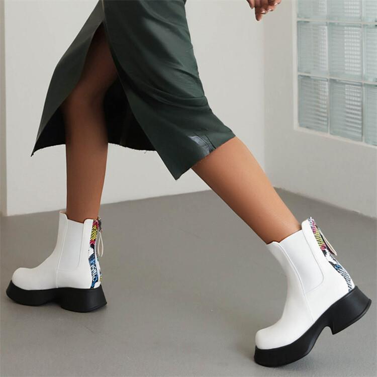 Graceful Orthopedic Boots for Modern Look