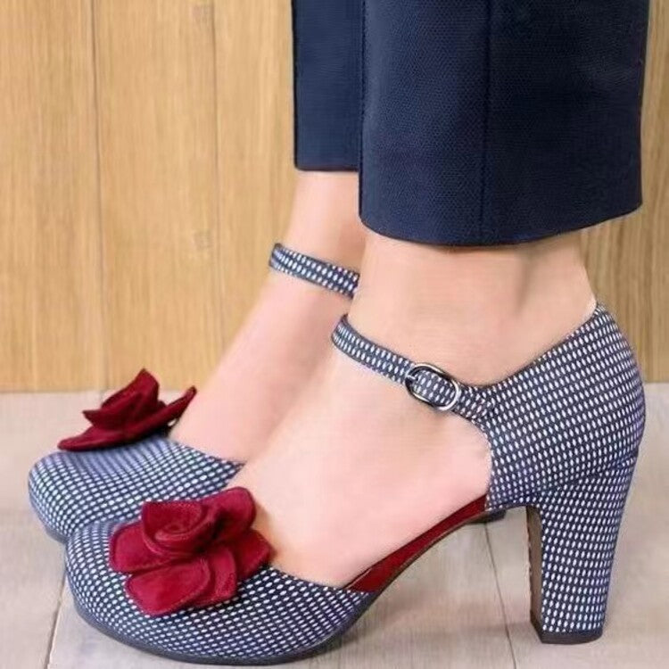 Graceful Orthopedic Sandals for Modern Look