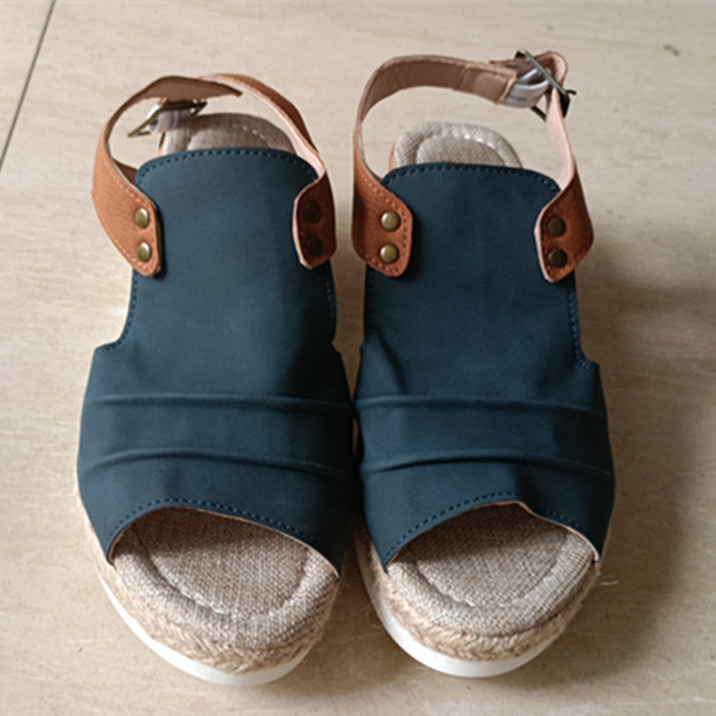 Graceful Orthopedic Sandals for Modern Look