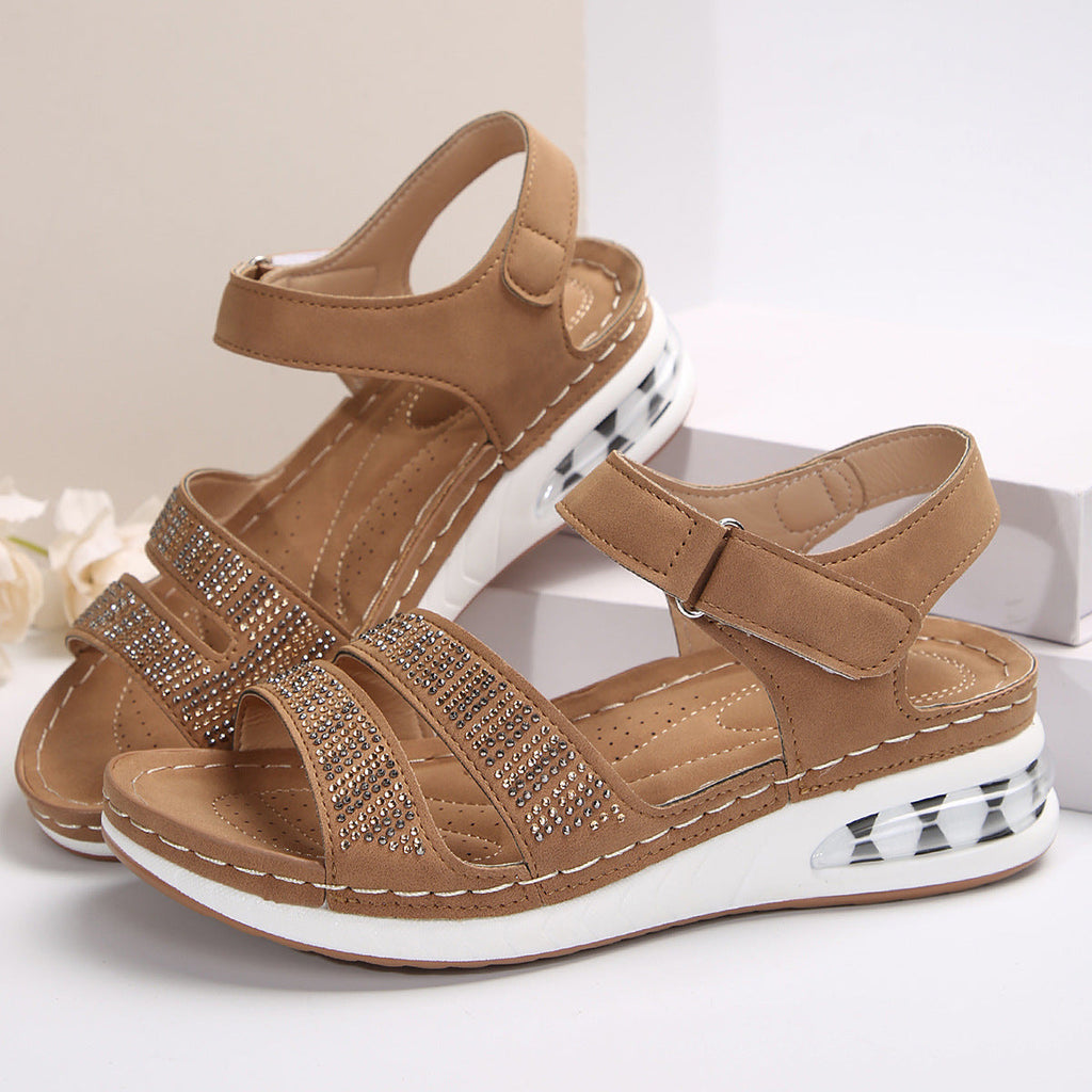 Chic Orthopedic Sandals with Unique Design