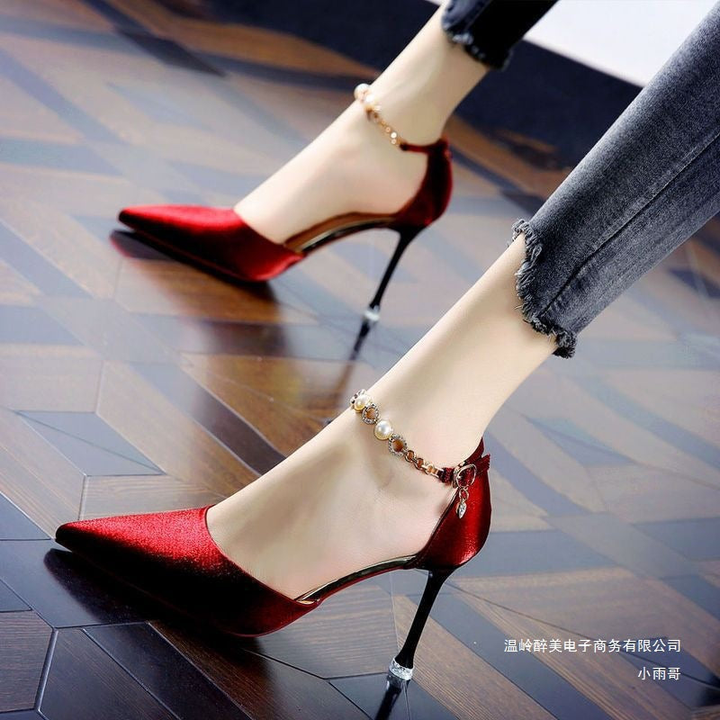 Chic Orthopedic Sandals with Unique Design