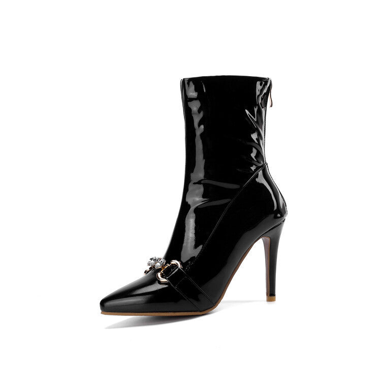 Graceful Orthopedic Boots for Modern Look