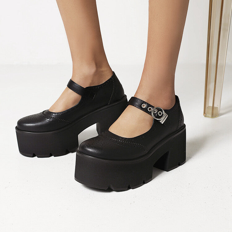 Chic Orthopedic Shoes with Unique Design