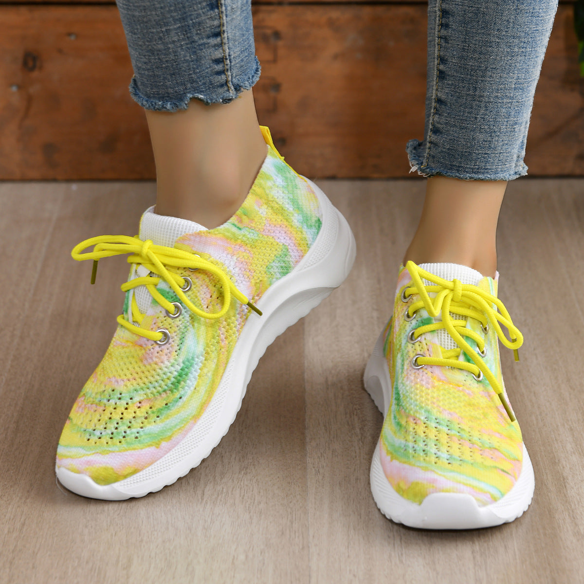 Classic Orthopedic Trainers with Timeless Style