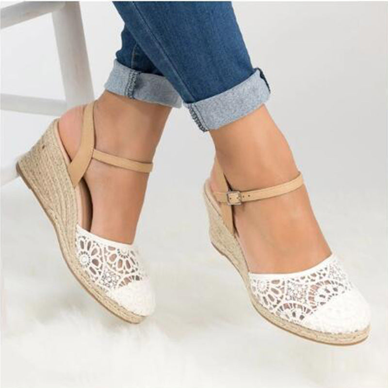 Graceful Orthopedic Sandals for Modern Look