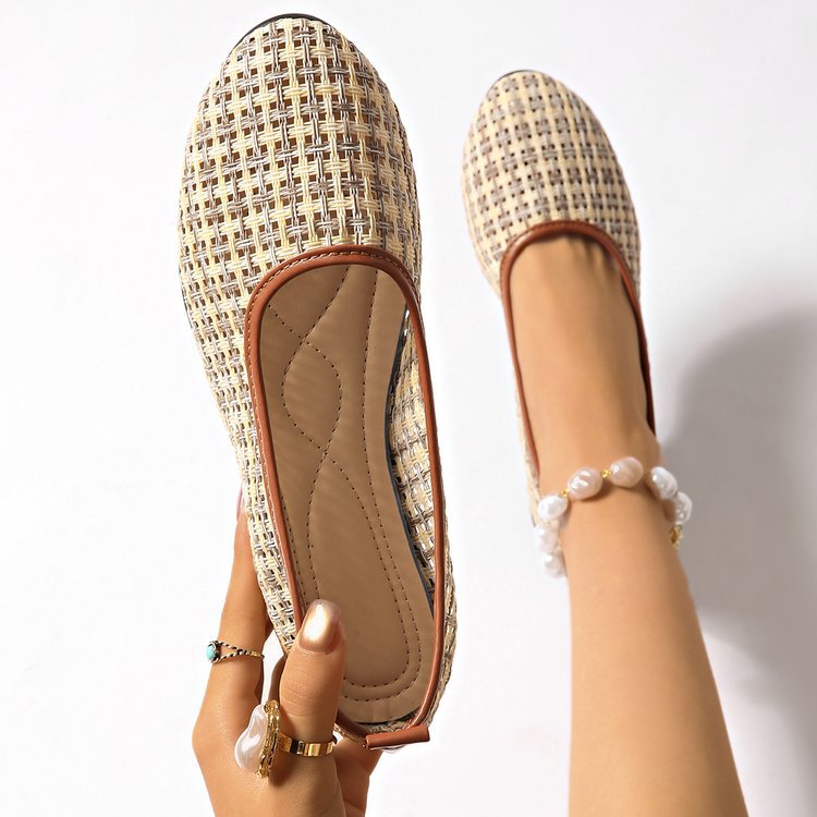 Graceful Orthopedic Shoes for Modern Look