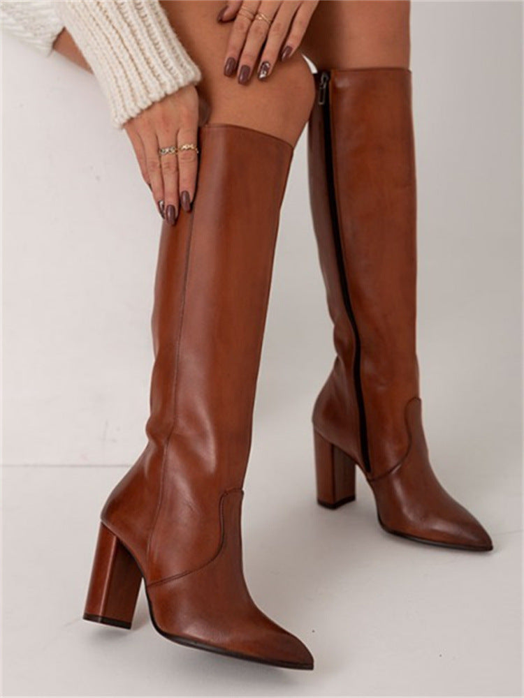 Graceful Orthopedic Boots for Modern Look