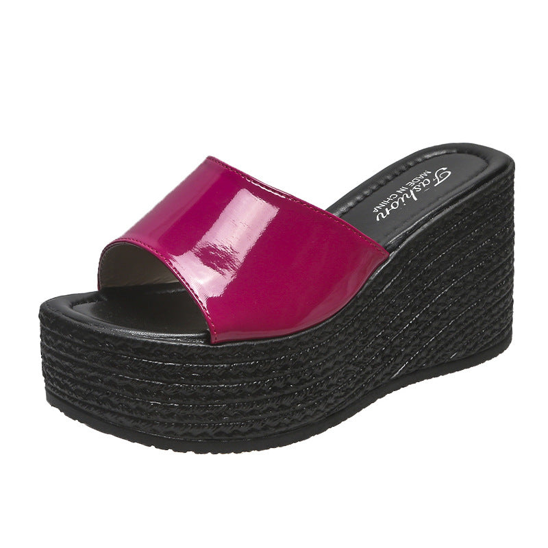 Chic Orthopedic Sandals with Unique Design