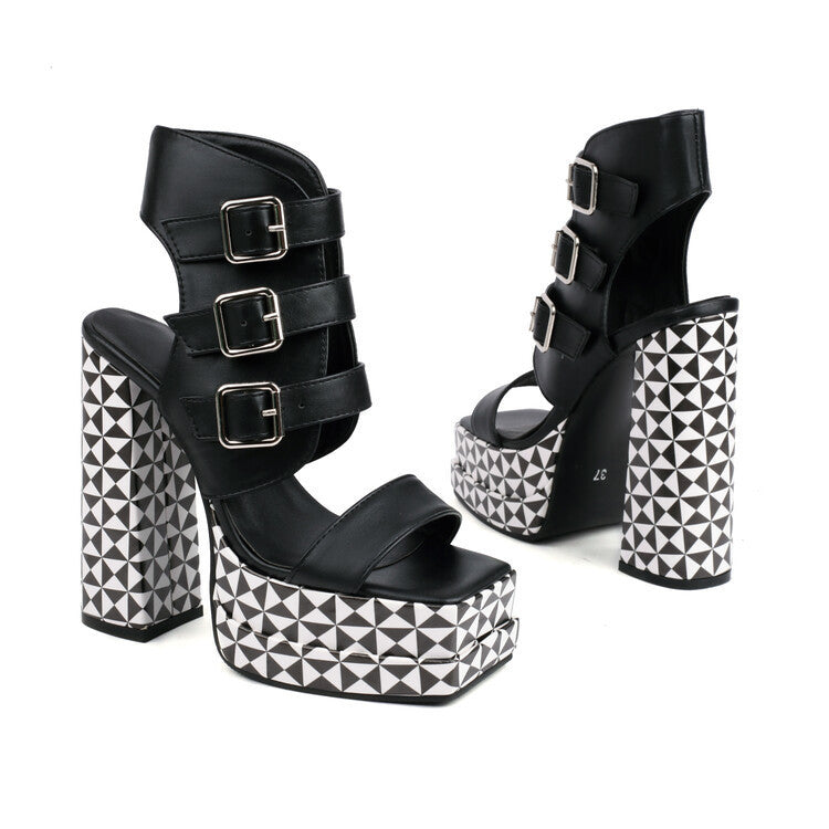 Graceful Orthopedic Sandals for Modern Look
