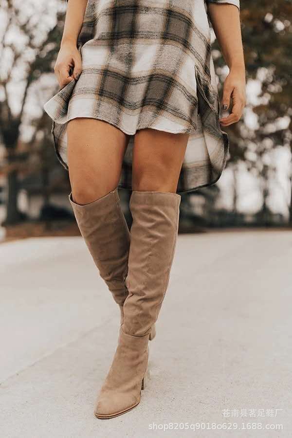 Graceful Orthopedic Boots for Modern Look
