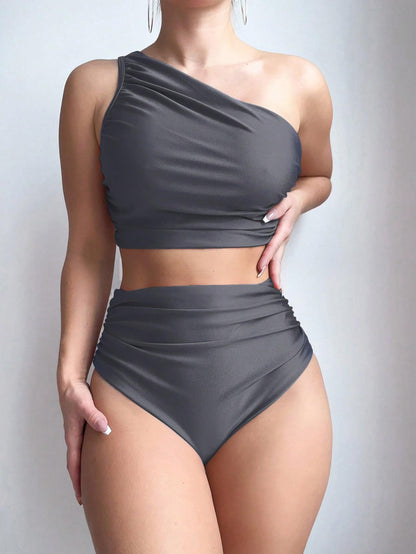 Finely Styled Top With a Classic Look
