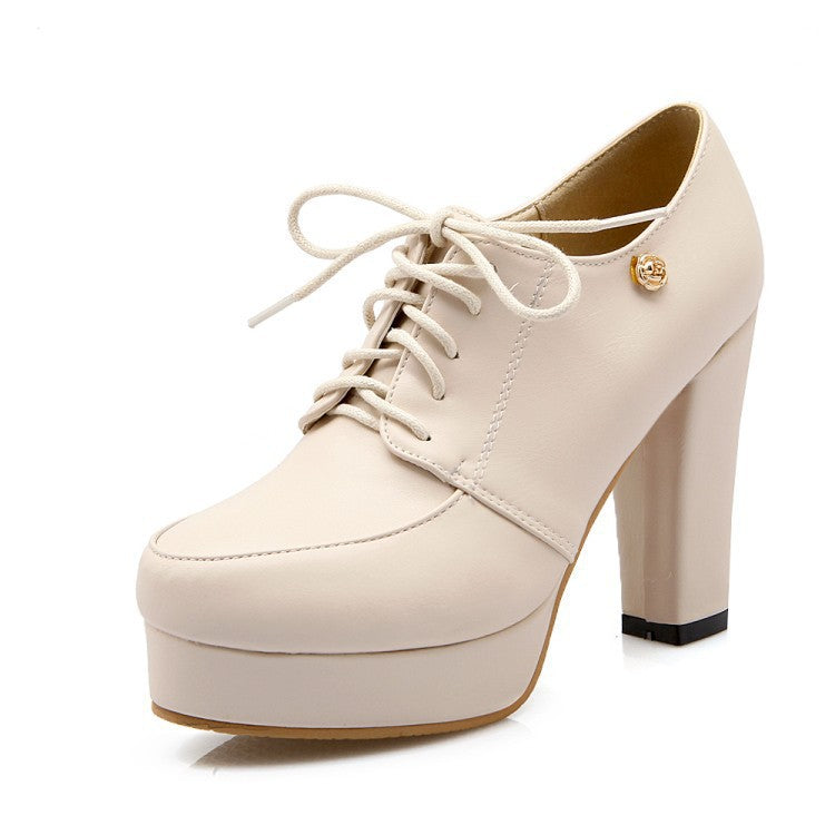 Chic Orthopedic Heels with Unique Design
