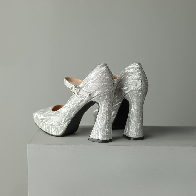 Chic Orthopedic Shoes with Unique Design