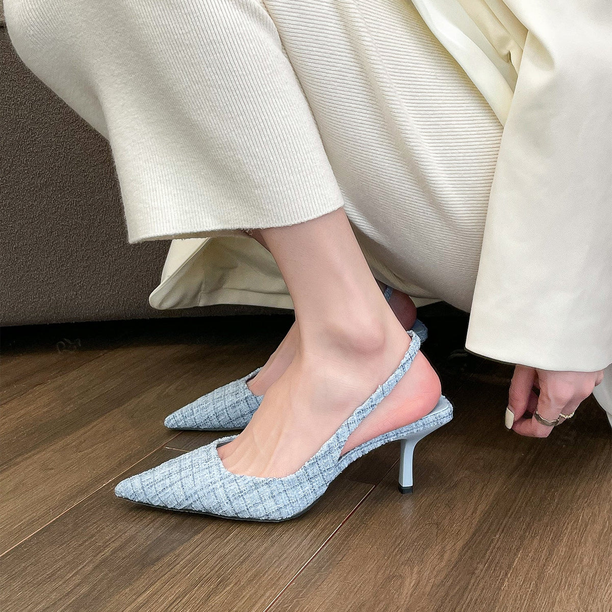 Chic Orthopedic Sandals with Unique Design