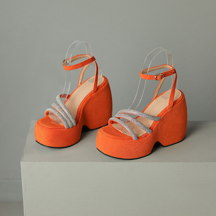 Chic Orthopedic Sandals with Unique Design