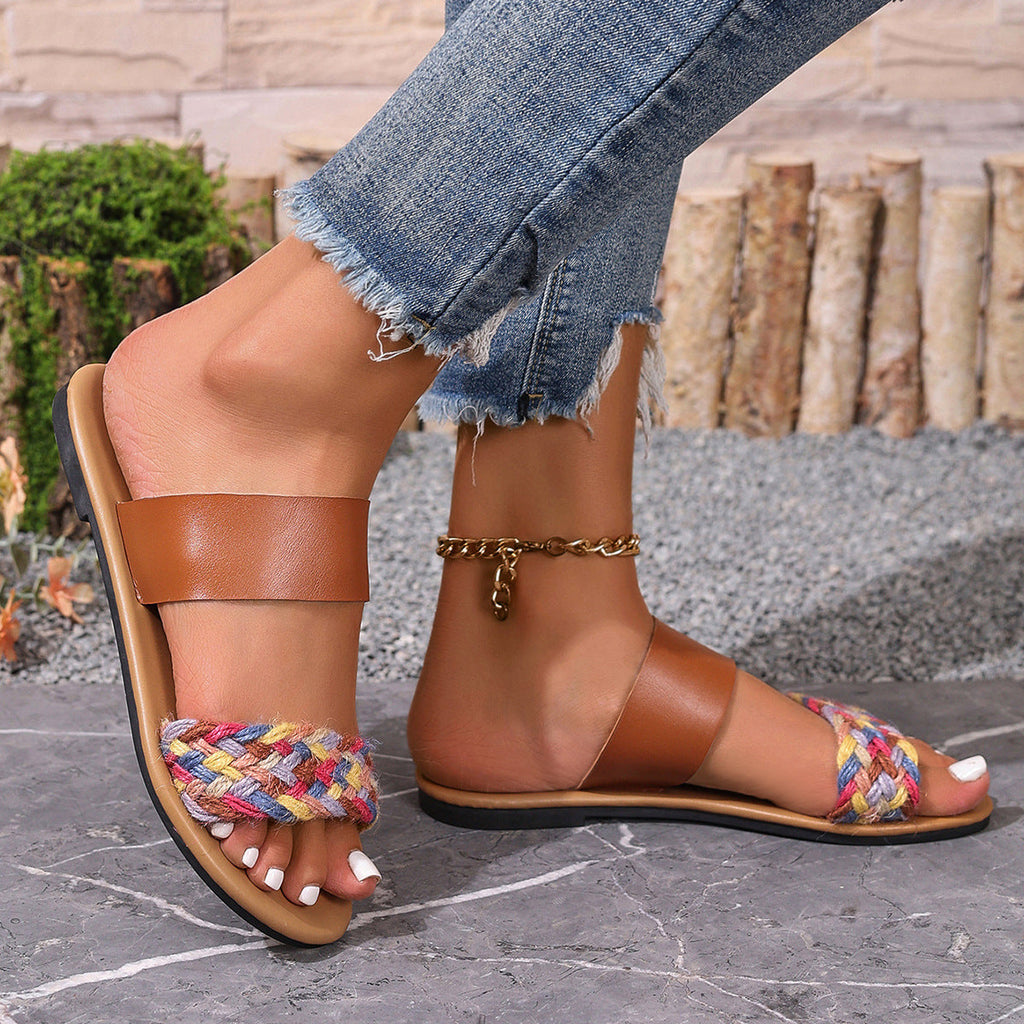 Graceful Orthopedic Sandals for Modern Look