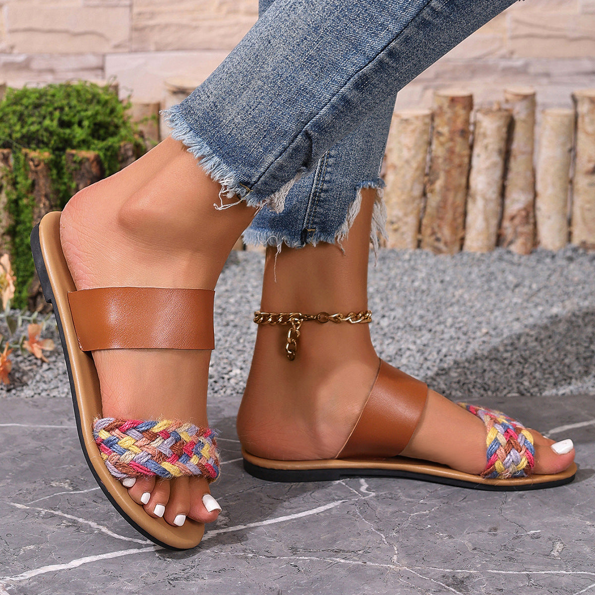 Graceful Orthopedic Sandals for Modern Look