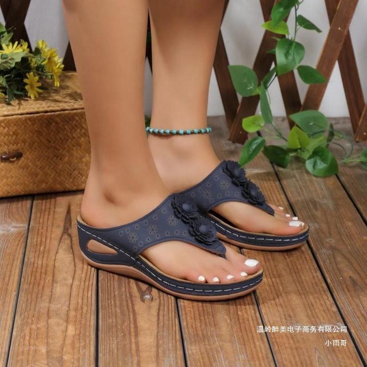 Graceful Orthopedic Sandals for Modern Look