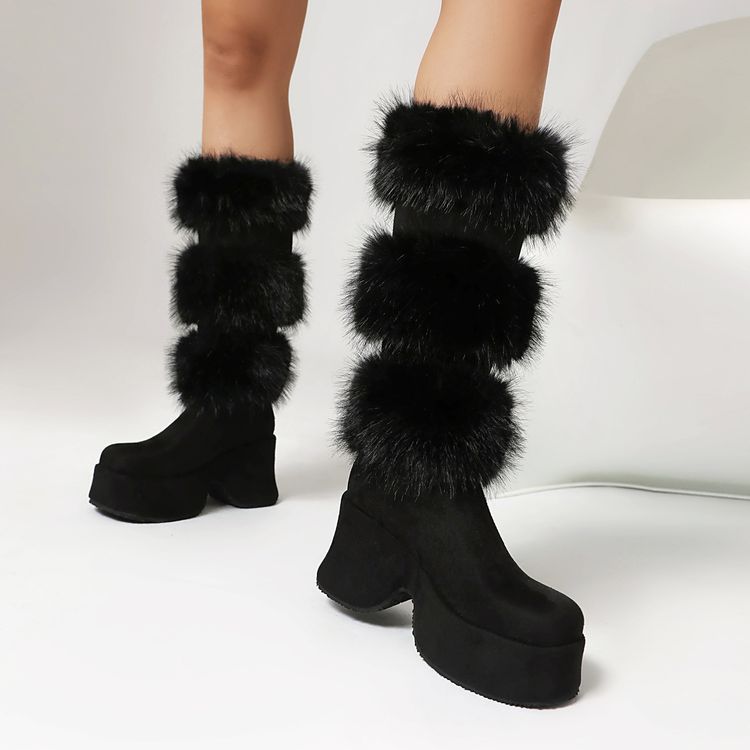 Graceful Orthopedic Boots for Modern Look