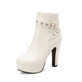 Graceful Orthopedic Boots for Modern Look