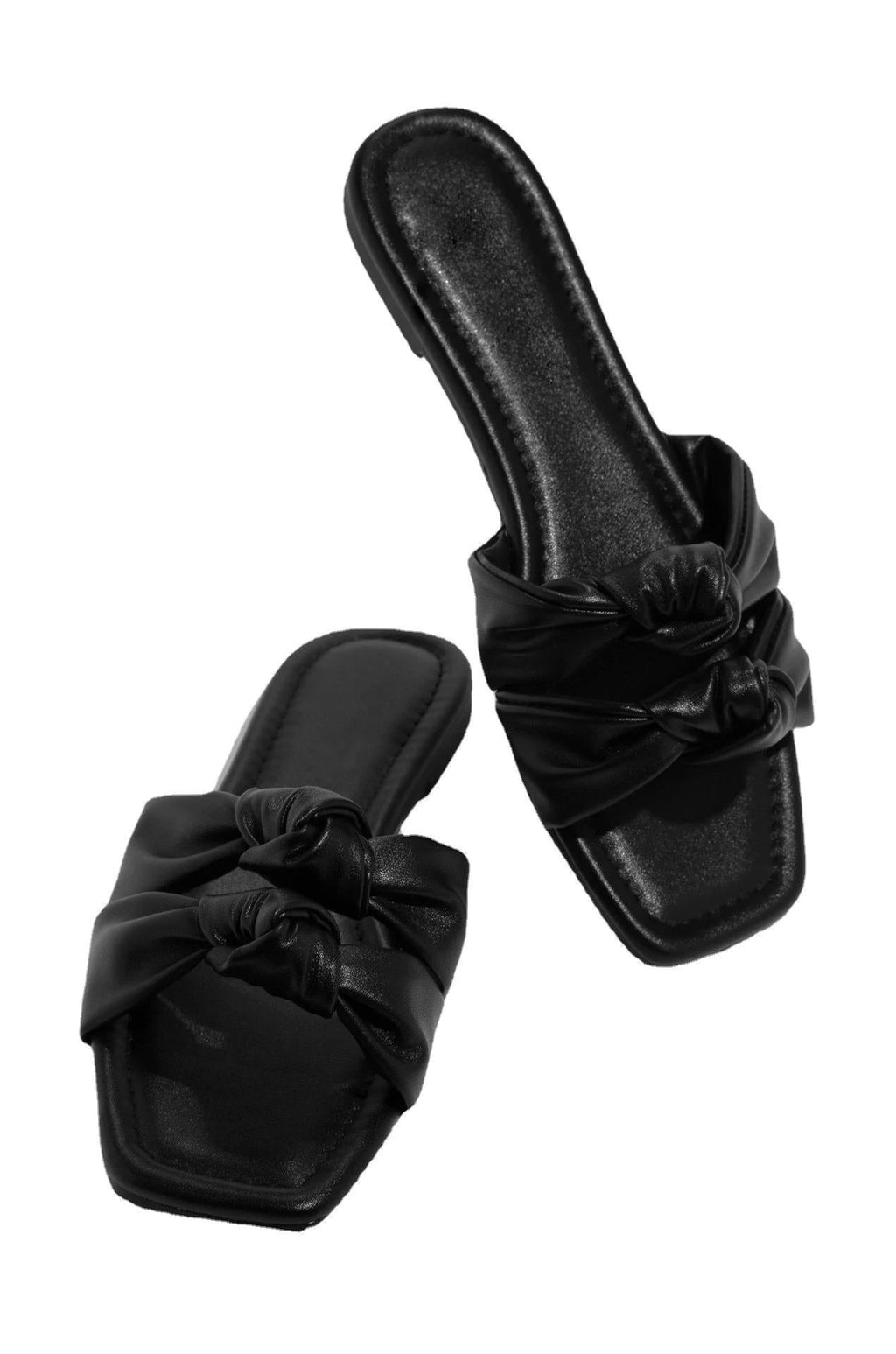 Graceful Orthopedic Sandals for Modern Look