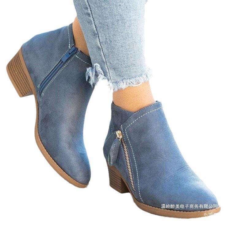 Graceful Orthopedic Boots for Modern Look