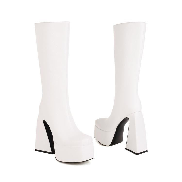 Chic Orthopedic Boots with Unique Design