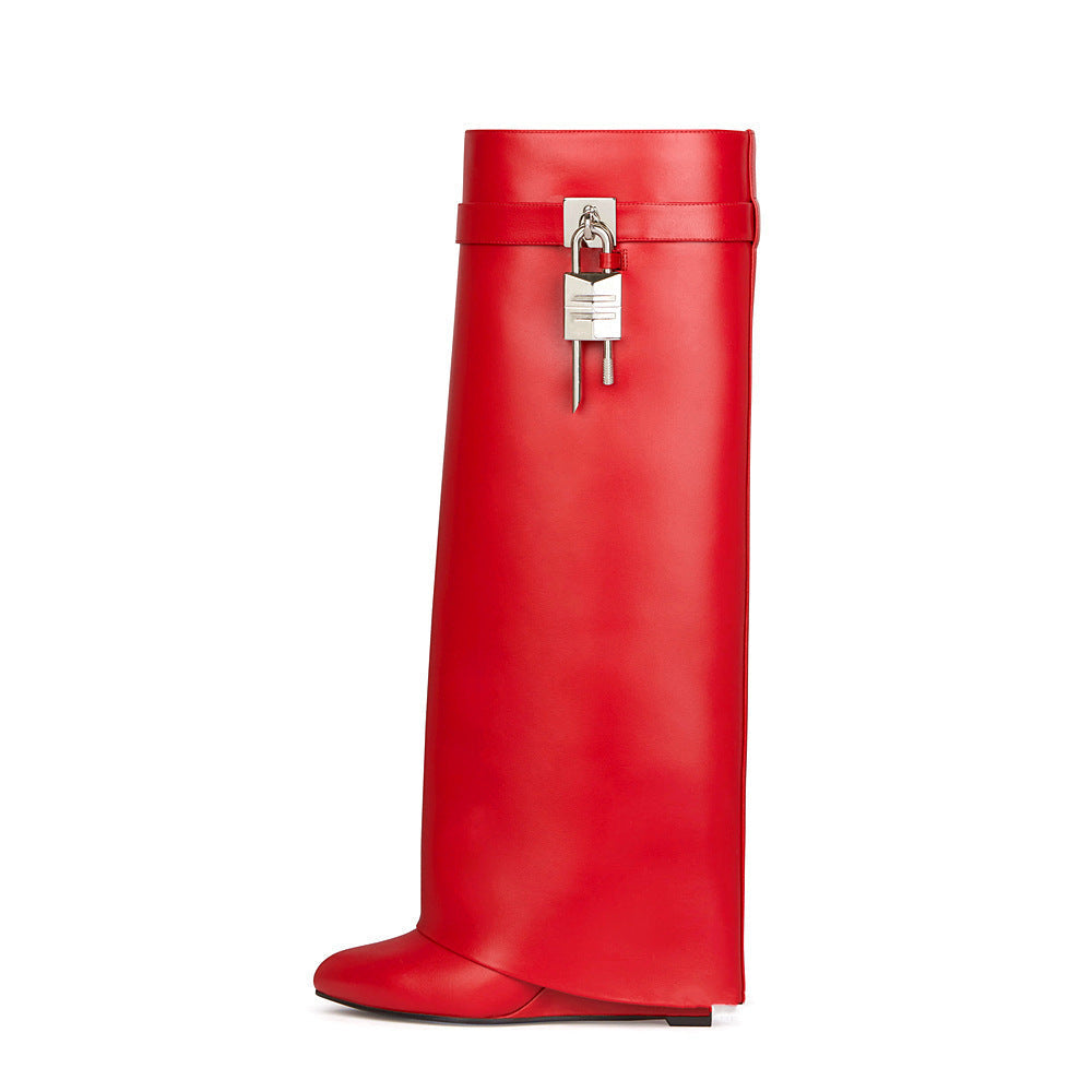 Graceful Orthopedic Boots for Modern Look