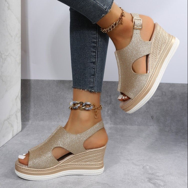 Graceful Orthopedic Sandals for Modern Look