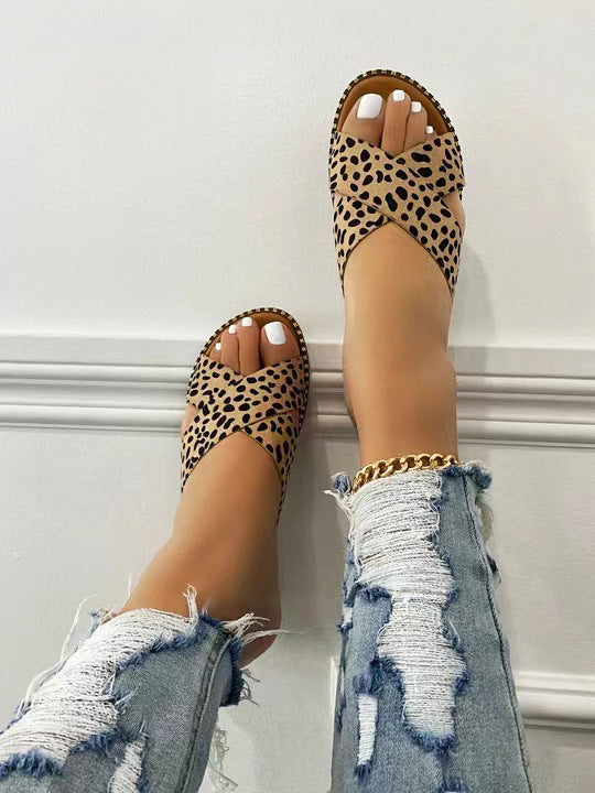Chic Orthopedic Sandals with Unique Design