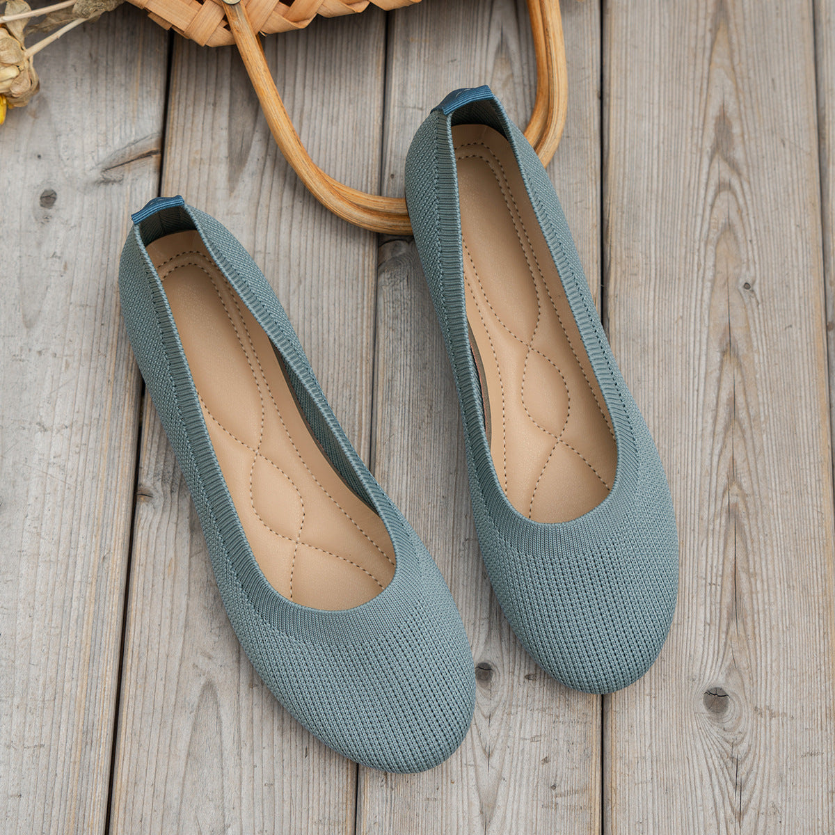 Chic Orthopedic Shoes with Unique Design