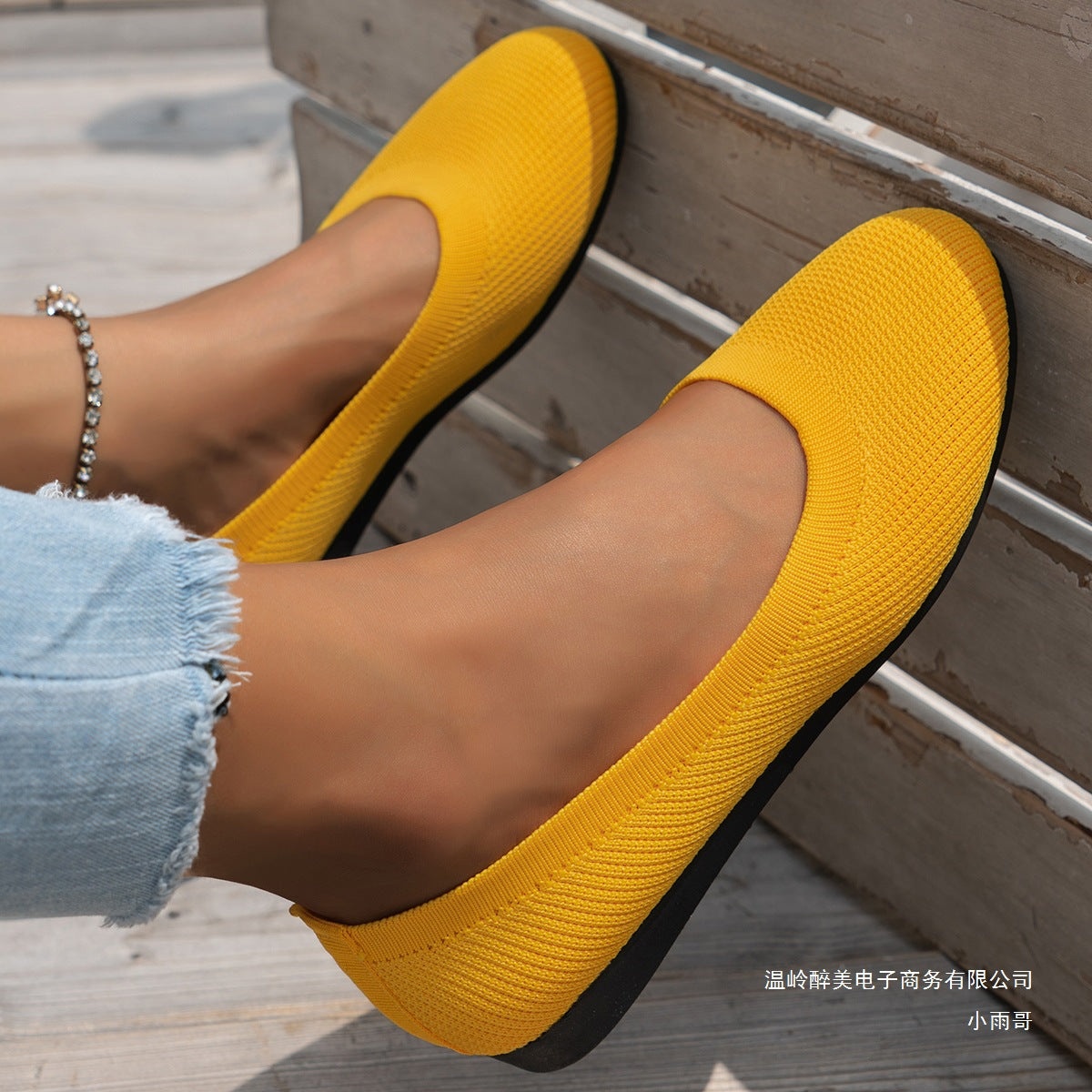 Chic Orthopedic Shoes with Unique Design