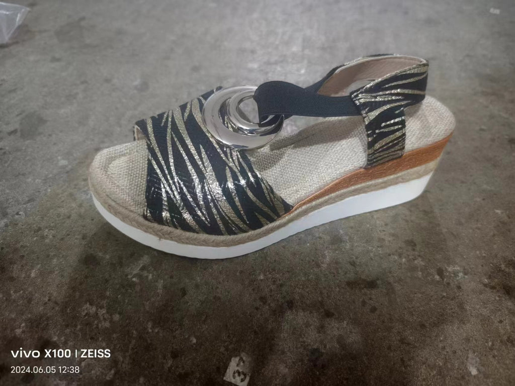 Graceful Orthopedic Sandals for Modern Look
