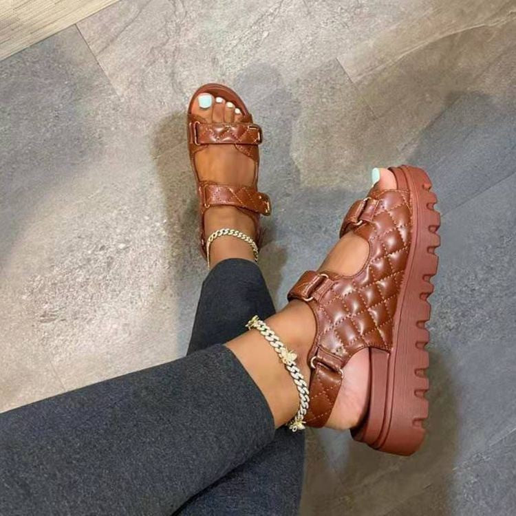 Chic Orthopedic Sandals with Unique Design