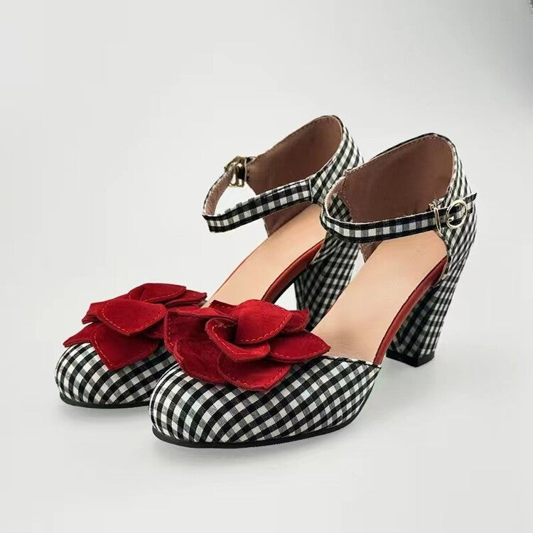 Graceful Orthopedic Sandals for Modern Look