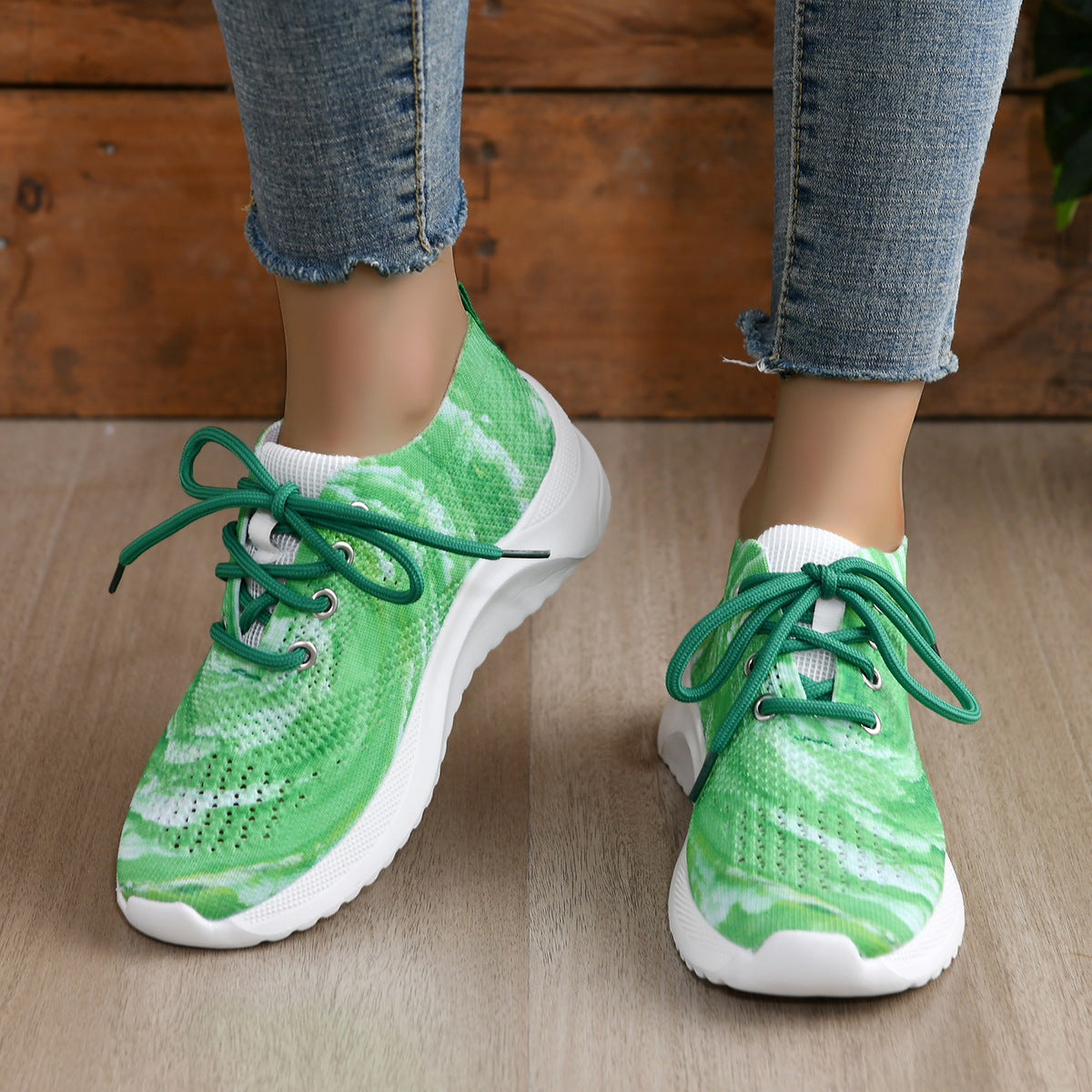 Classic Orthopedic Trainers with Timeless Style